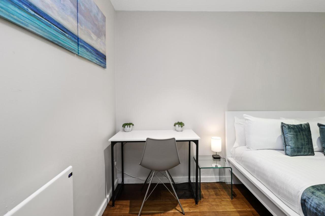 Spacious 1 Bedroom Flat London Eksteriør bilde